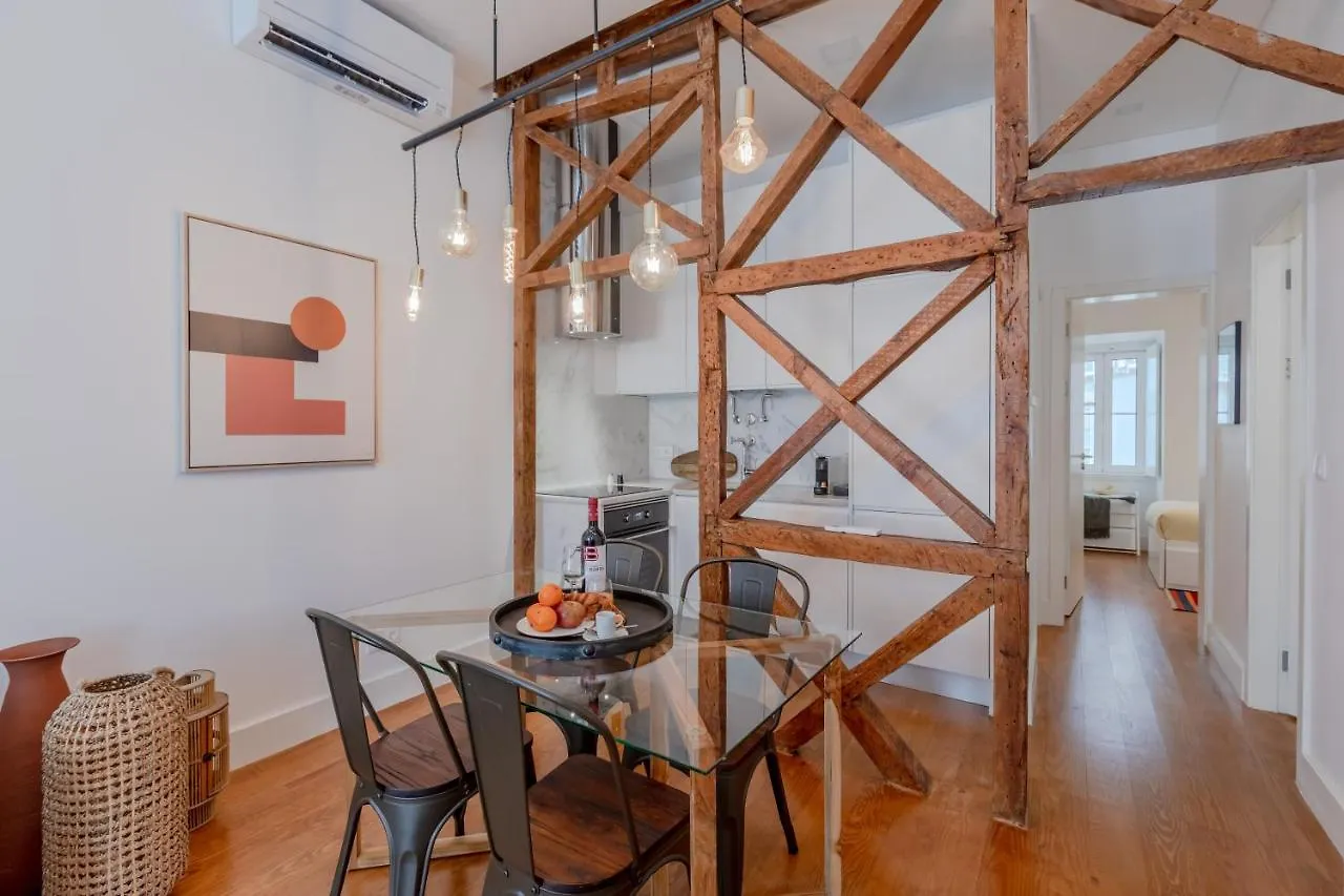 Industrial Haven - Lisbon Downtown Apartment Portugal