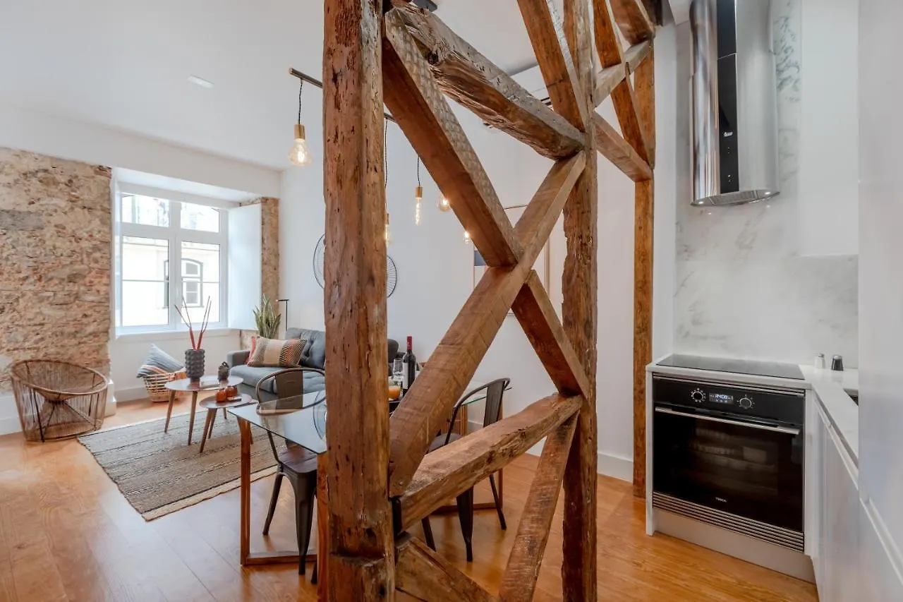 Industrial Haven - Lisbon Downtown Apartment
