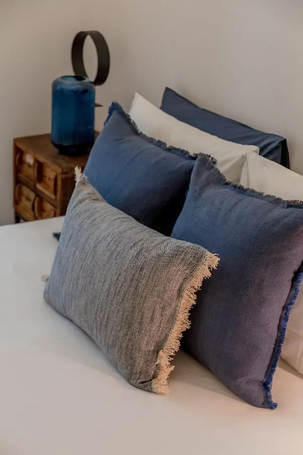Industrial Haven - Lisbon Downtown Apartment